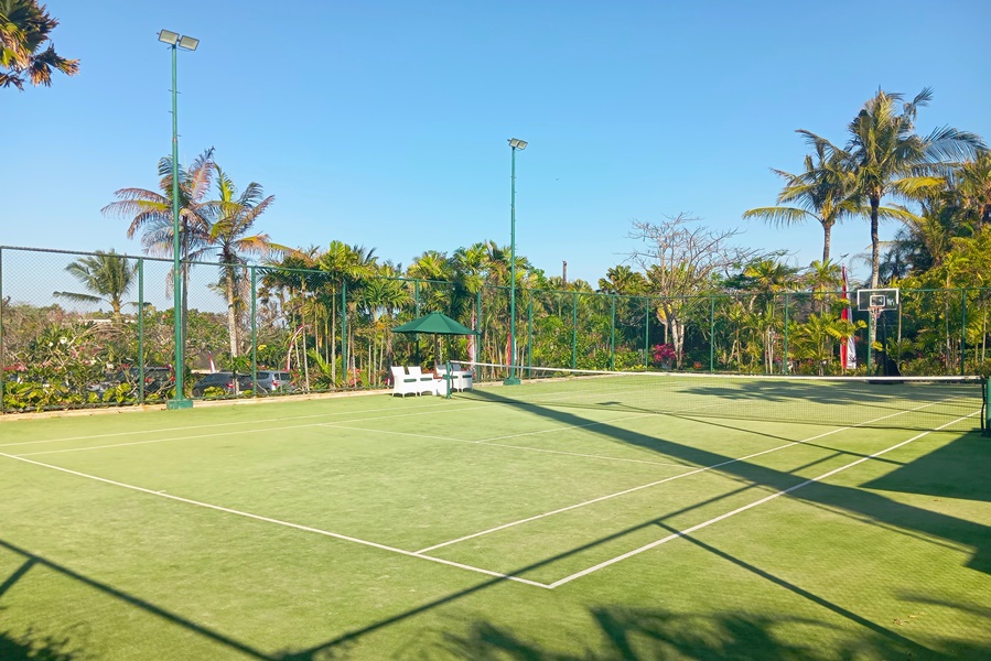 ​​Bali Tennis Magazine - ​The Surga Villa Estate - Tennis Court